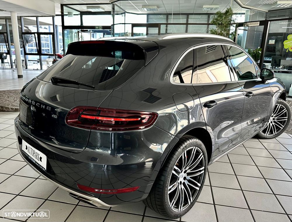 Porsche Macan Turbo - 13