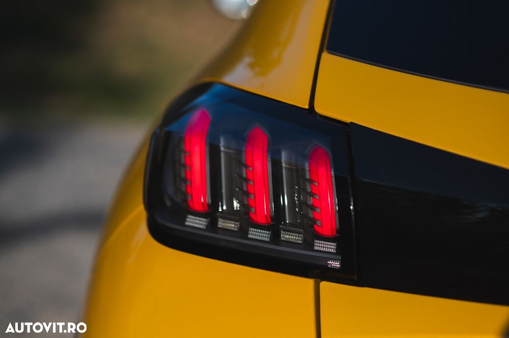 Peugeot 208 e-208 GT-Line - 7