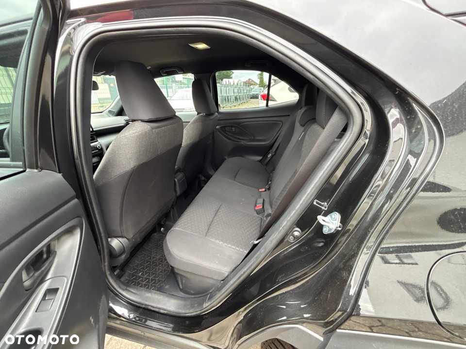 Toyota Yaris Cross 1.5 VVT-i Team Deutschland - 12