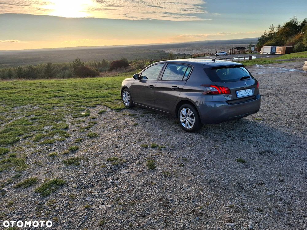 Peugeot 308 - 1