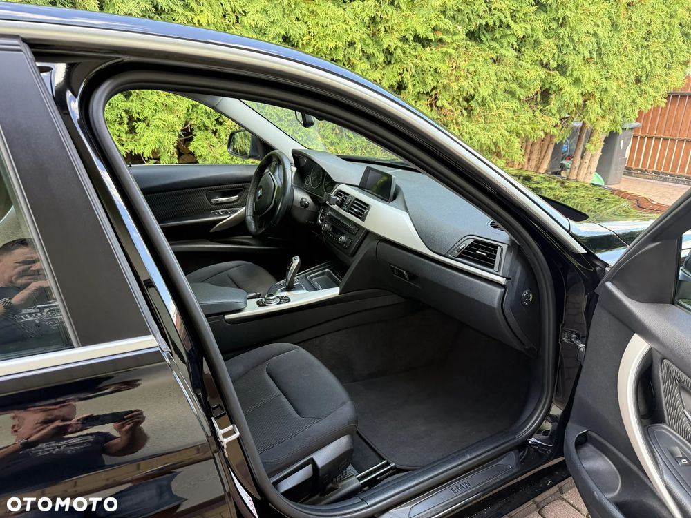 BMW Seria 3 320d Eff.Dynamics Advantage - 6