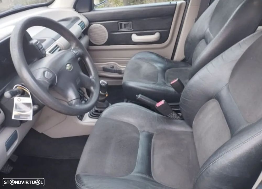 Land Rover Freelander 2.0 di - 5