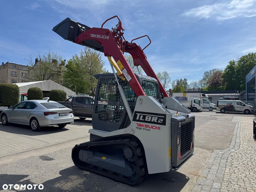 Takeuchi TL8R2 High Flow - 10
