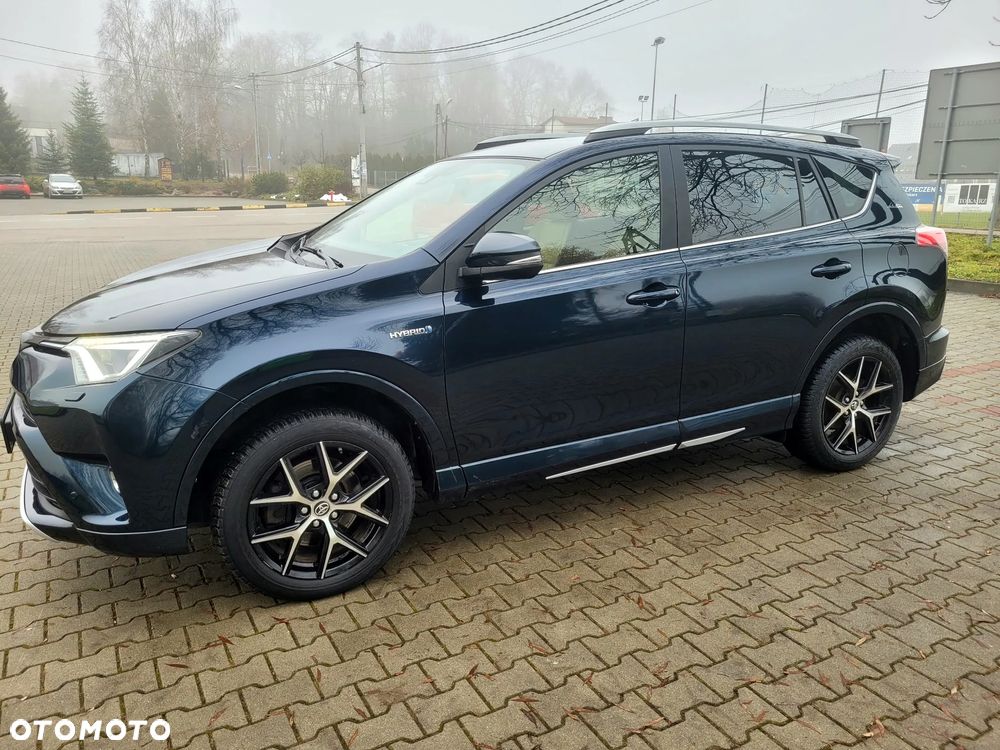 Toyota RAV4 Hybrid Selection 4x4 - 16