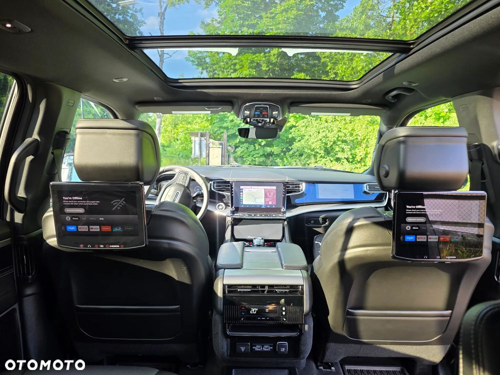 Jeep Wagoneer - 10