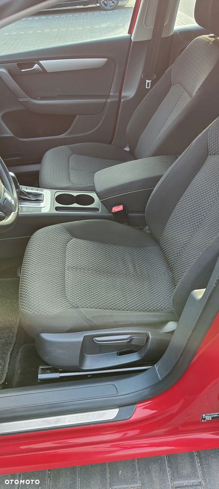 Volkswagen Passat - 14