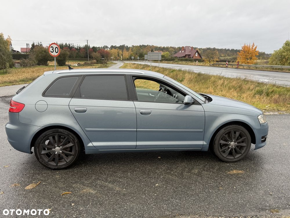 Audi A3 Sportback - 6