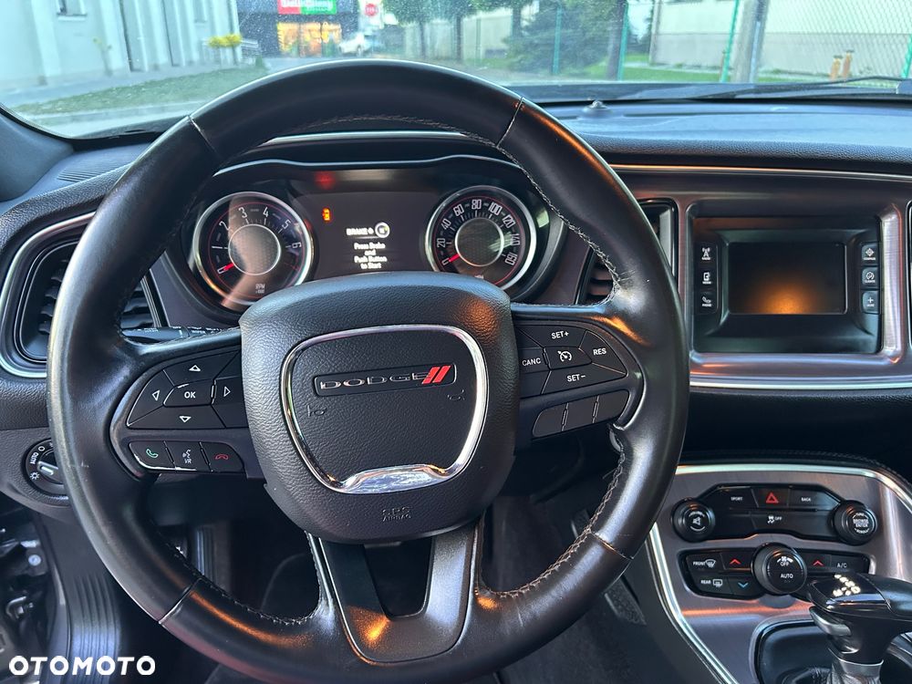 Dodge Challenger Automatik SXT Plus - 12