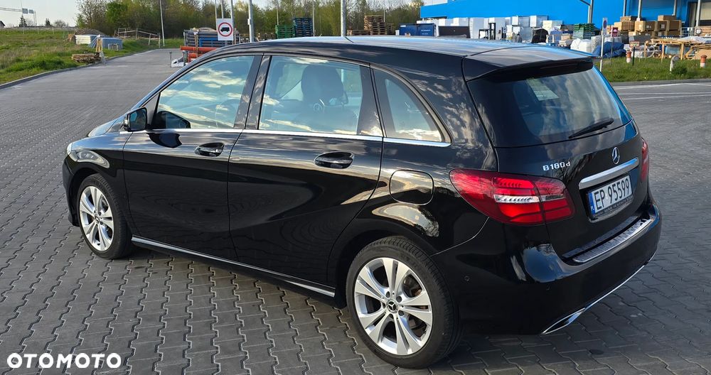Mercedes-Benz Klasa B 180 (CDI) d 7G-DCT Urban - 6