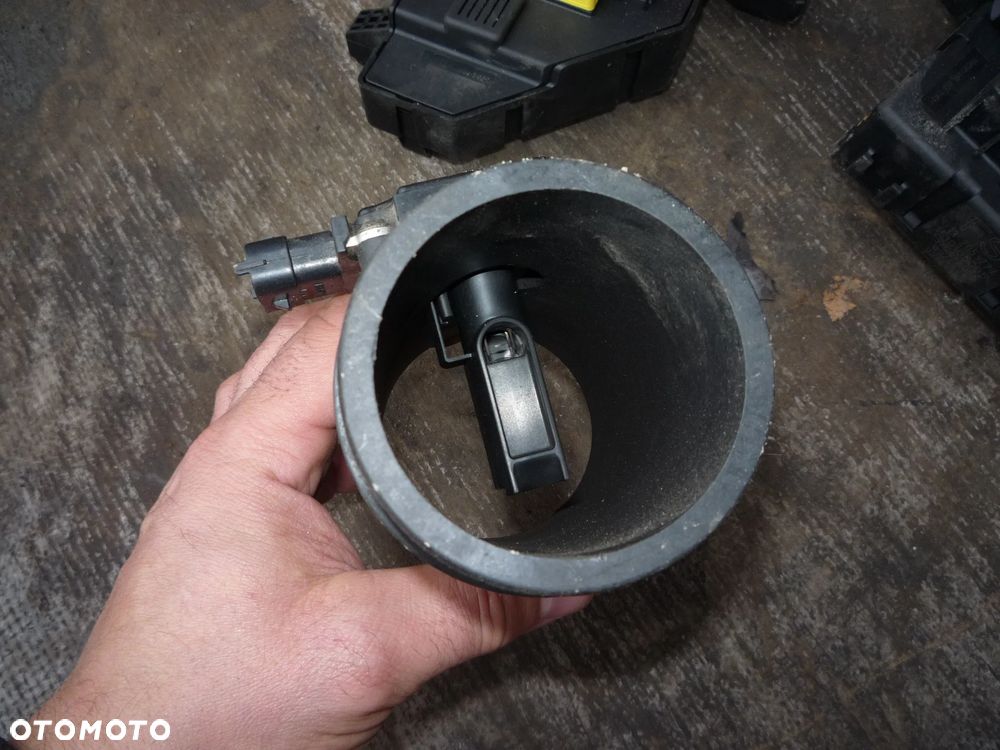 OPEL VECTRA C LIFT 2.0T PRZEPŁYWOMIERZ 12788131 - 2