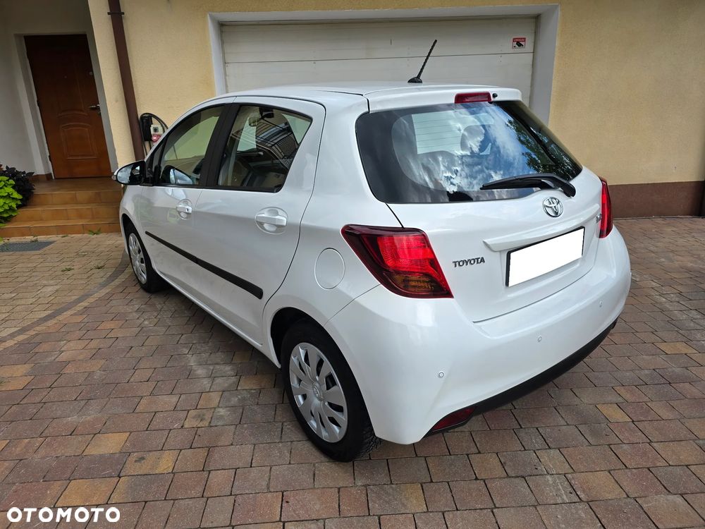 Toyota Yaris 1.0 Active EU6 - 3