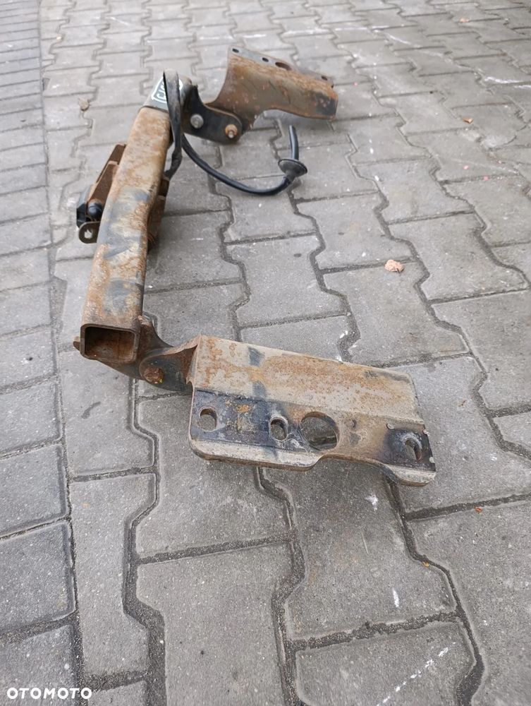 TOYOTA AURIS II 2 BELKA HAK HOLOWNICZY - 3