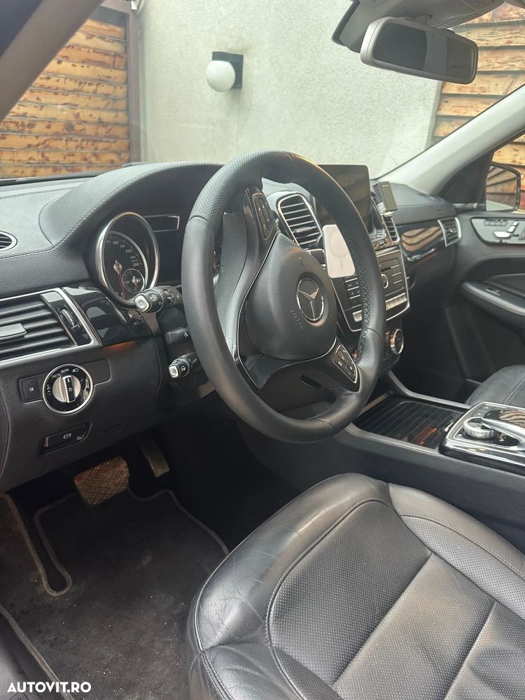 Mercedes-Benz GLE 350 d 4MATIC - 27