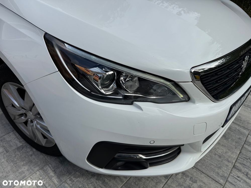Peugeot 308 - 23