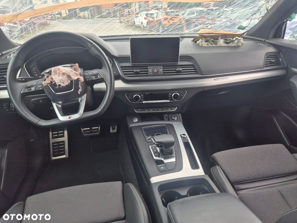 Audi Q5 40 TDI quattro S tronic S line - 11