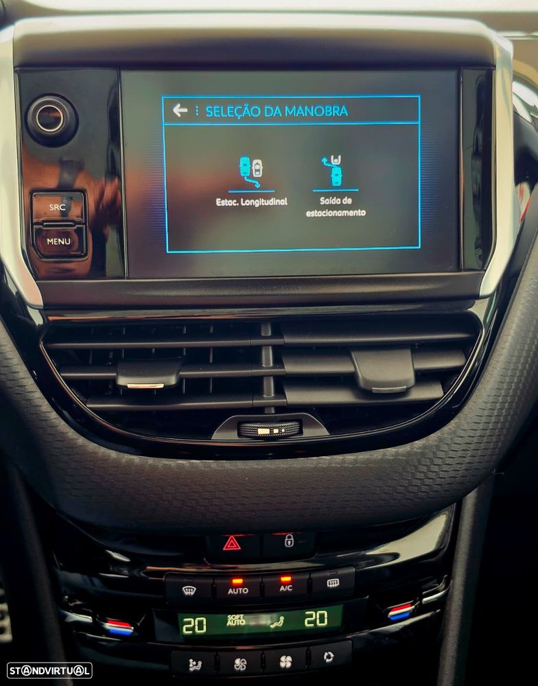 Peugeot 2008 1.2 PureTech Crossway - 23