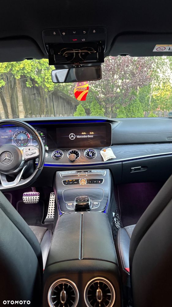 Mercedes-Benz Klasa E 300 9G-TRONIC - 11
