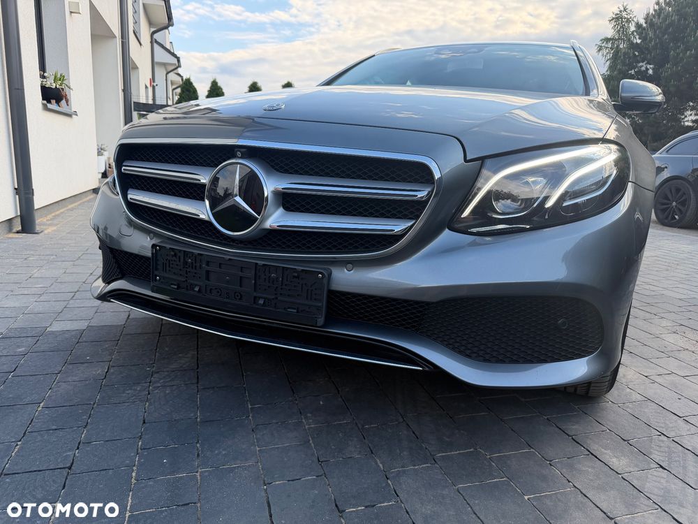 Mercedes-Benz Klasa E 250 9G-TRONIC Avantgarde - 7