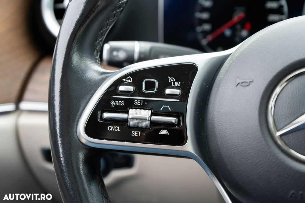 Mercedes-Benz E 400 d 4Matic 9G-TRONIC - 25