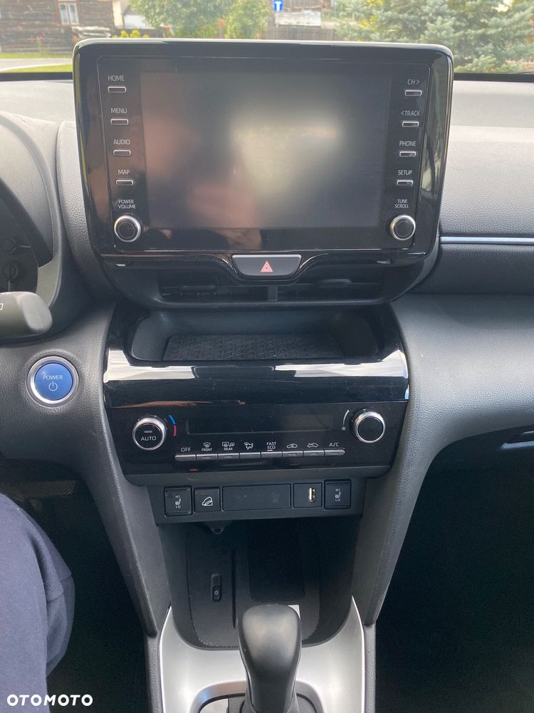 Toyota Yaris Cross Hybrid 1.5 Executive AWD - 18