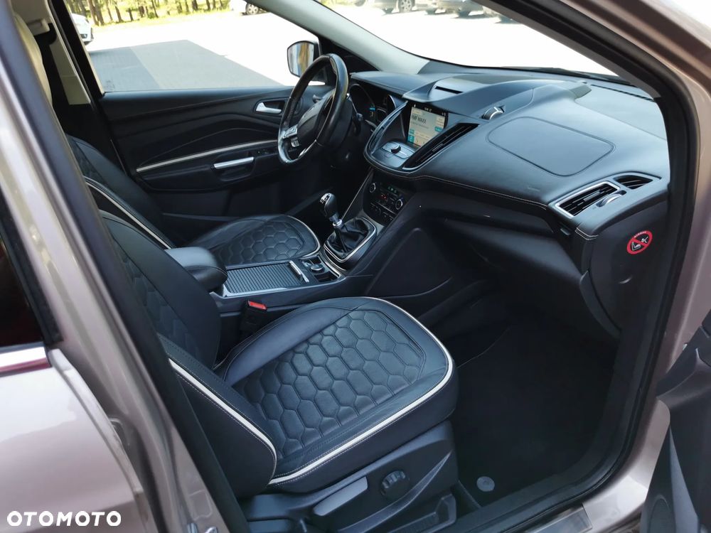 Ford Kuga Vignale 2.0 TDCi AWD - 30