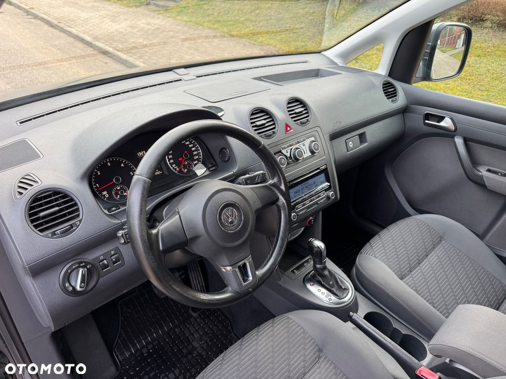 Volkswagen Caddy Maxi Trendline Mixt DSG - 21