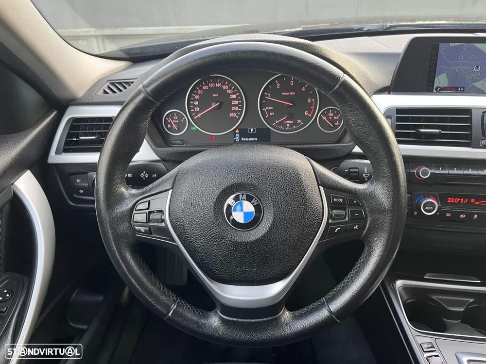 BMW 320 d Touring Aut. Sport Line - 36