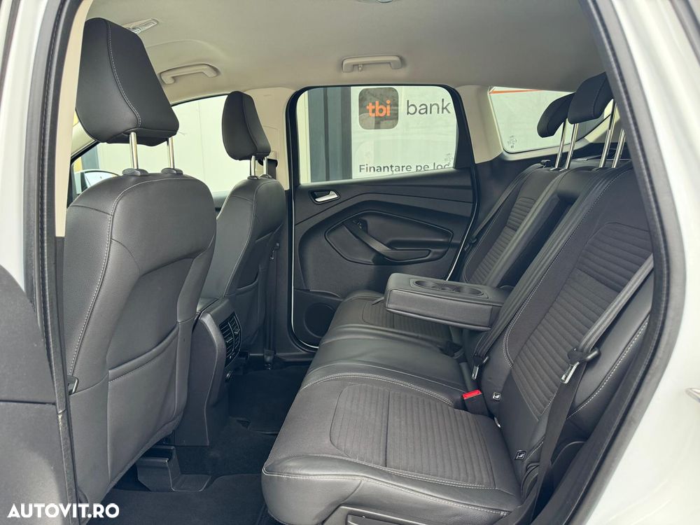 Ford Kuga - 15