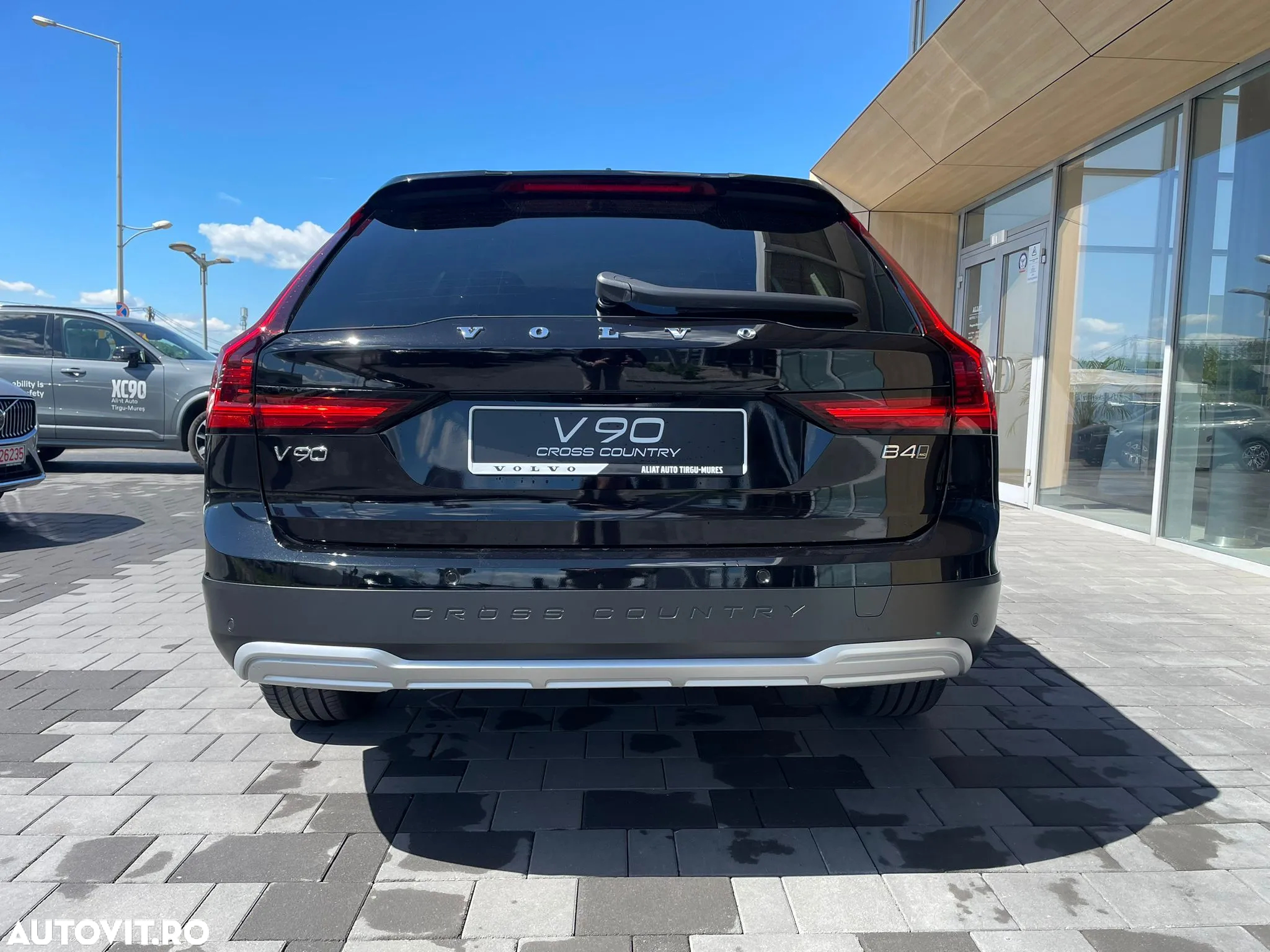 Volvo V90 V90CC B4 MHEV AT AWD Plus Bright - 6