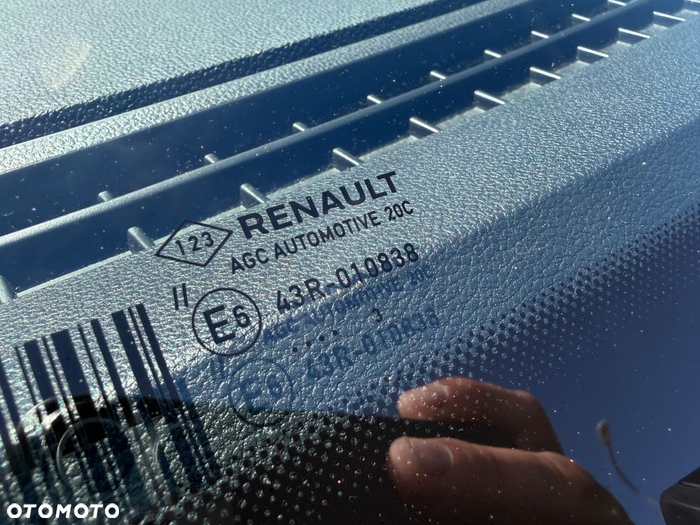 Renault Austral 1.3 TCe mHEV Iconic - 20