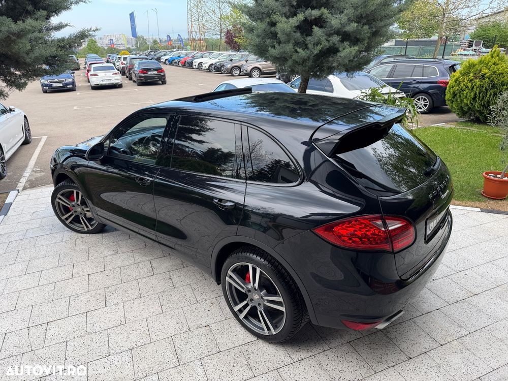 Porsche Cayenne Platinum Edition - 5