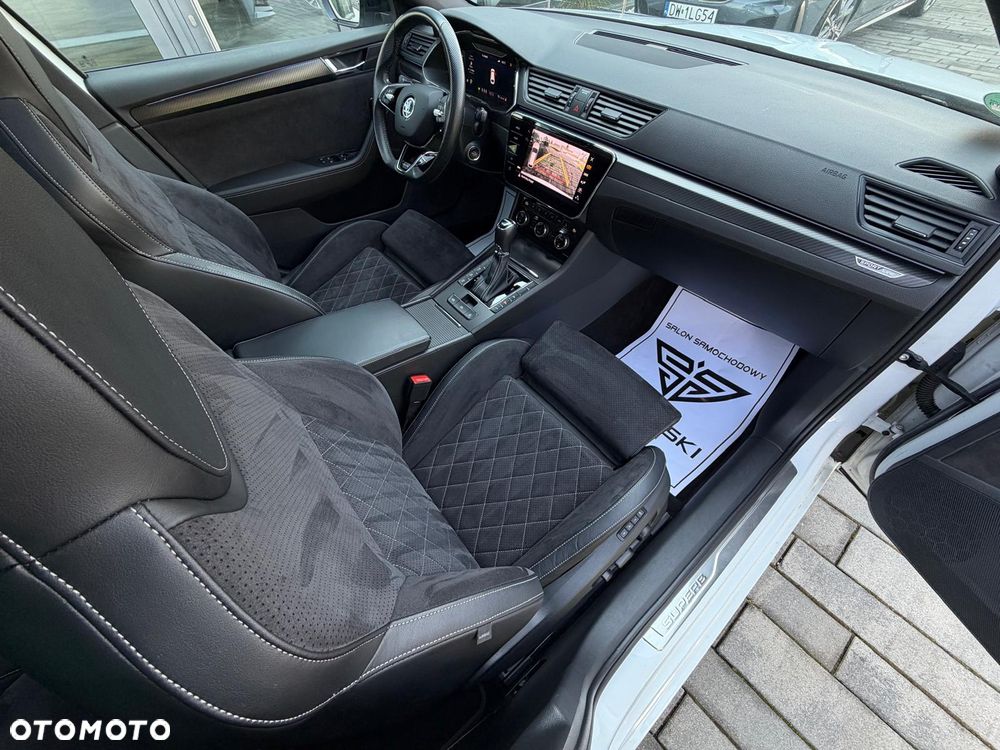 Skoda Superb 2.0 TDI 4x4 DSG Sportline - 20