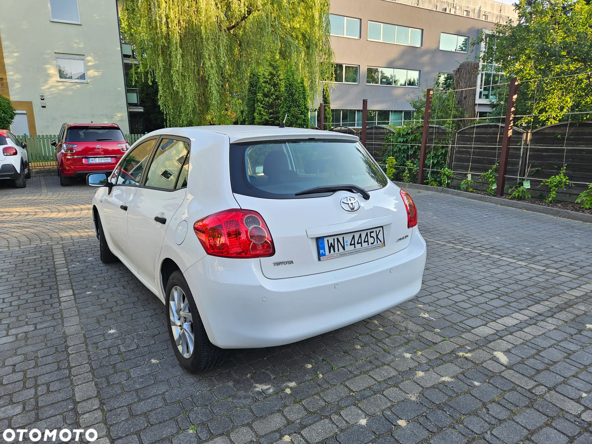Toyota Auris 1.4 VVT-i Luna - 4