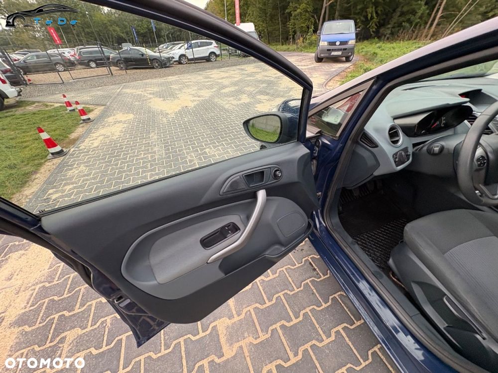 Ford Fiesta 1.25 Titanium - 25