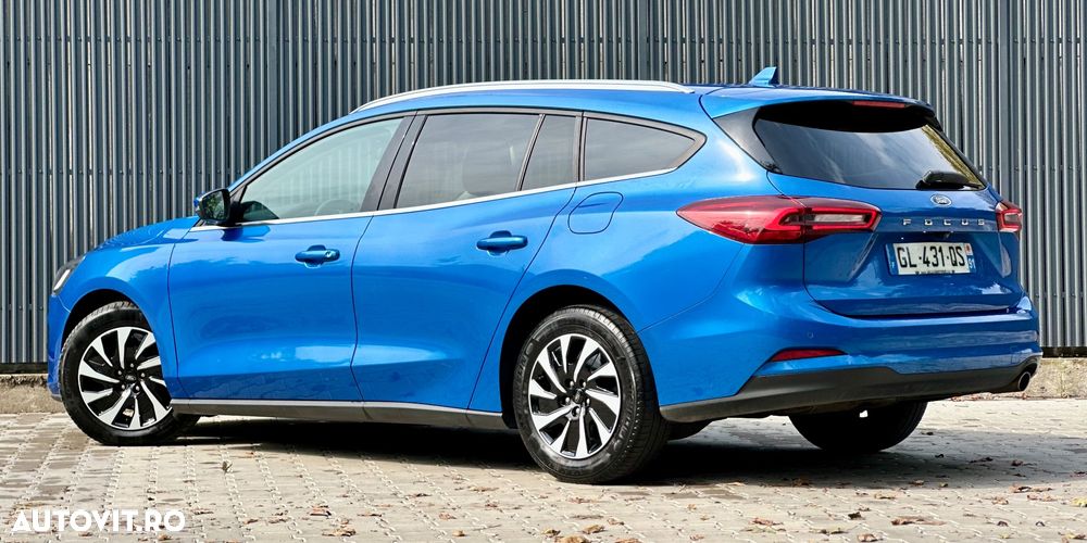 Ford Focus 1.5 EcoBlue Start-Stopp-System Aut. TITANIUM - 6