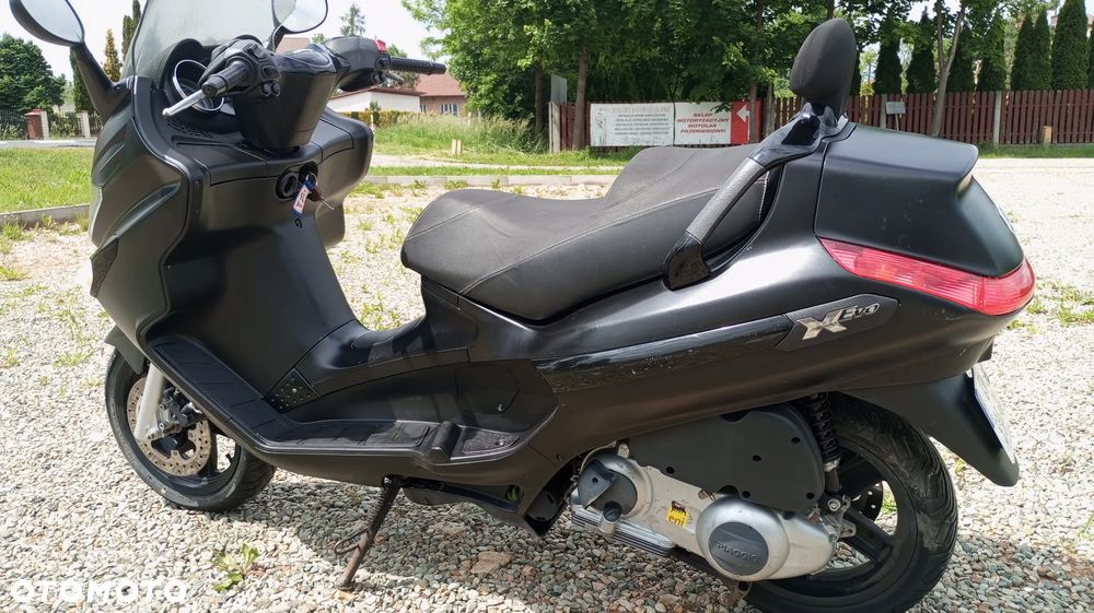 Piaggio Xevo - 3