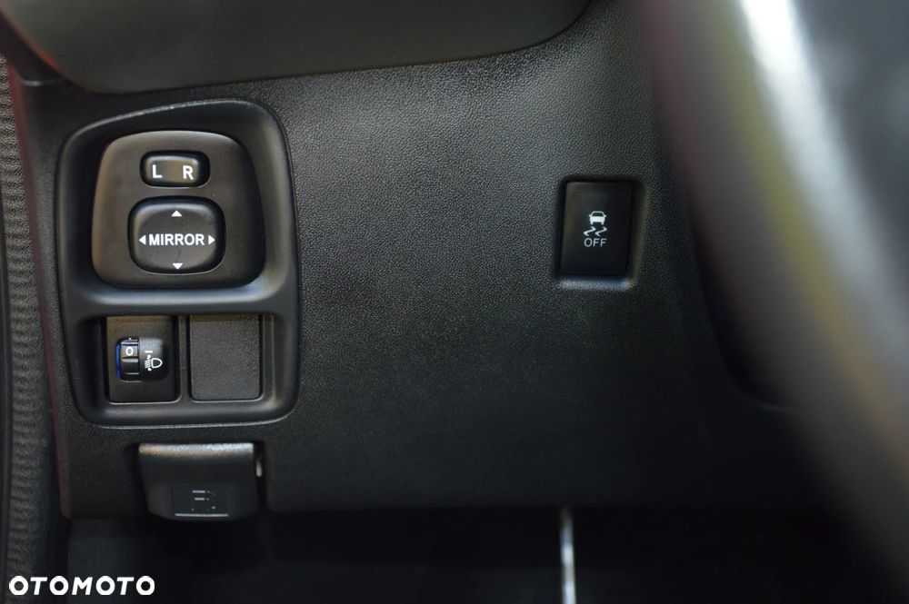 Toyota Aygo x-play touch - 23