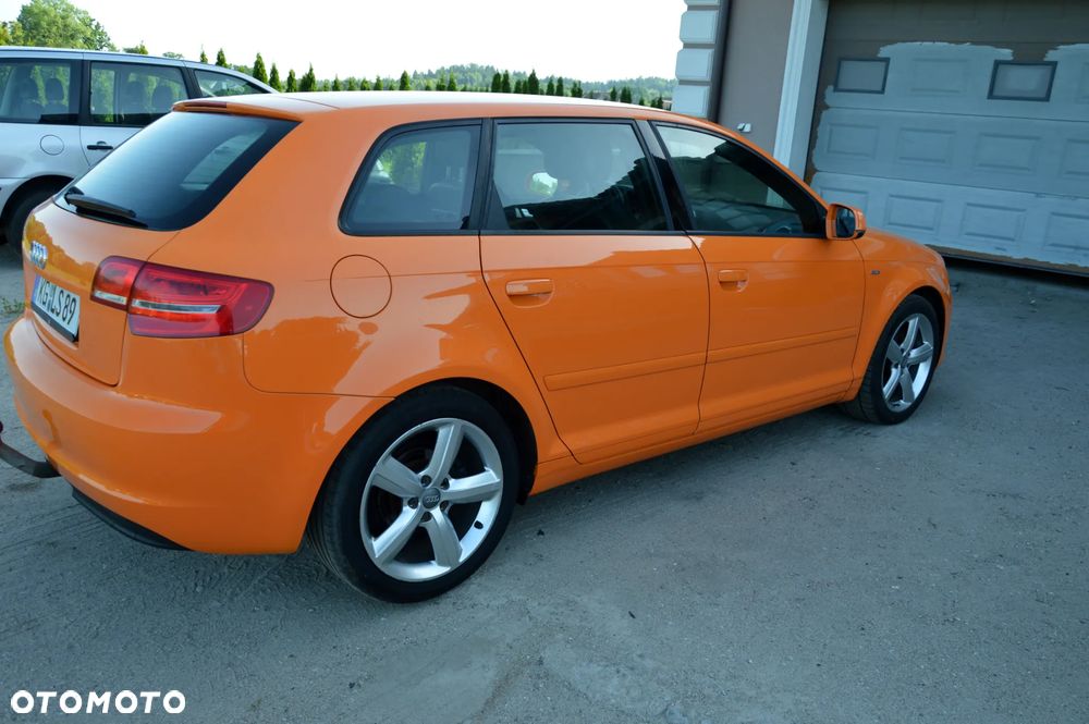Audi A3 Sportback 2.0 TDI DPF S line Sportpaket plus - 7
