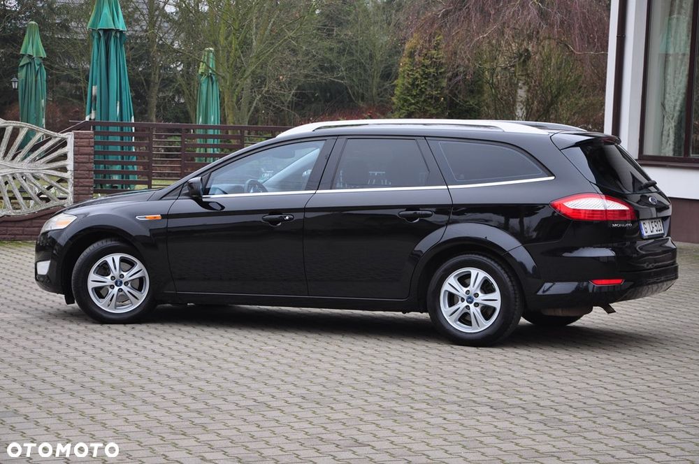 Ford Mondeo 2.0 Titanium - 28