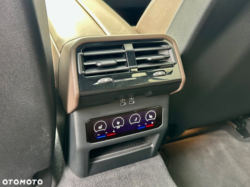 BMW Seria 5 520d xDrive mHEV M Sport - 31