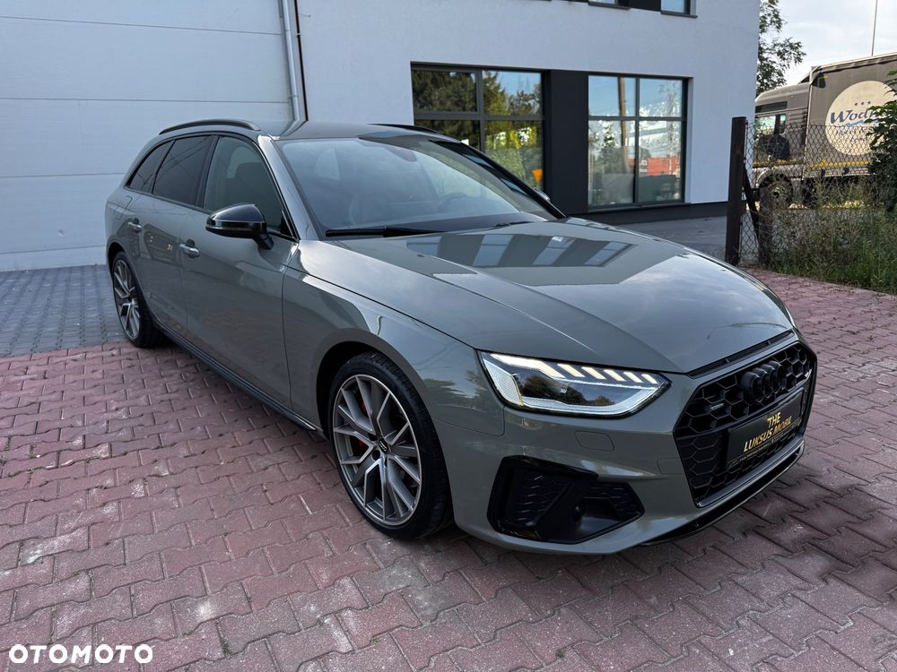 Audi A4 Avant 45 TDI quattro tiptronic S line - 32