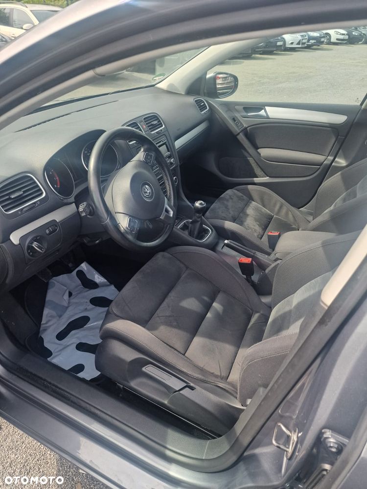 Volkswagen Golf - 5