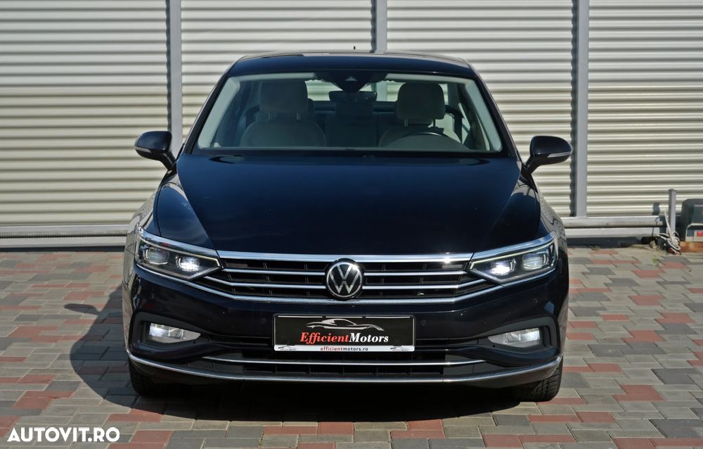 Volkswagen Passat 2.0 TDI DSG Highline - 23