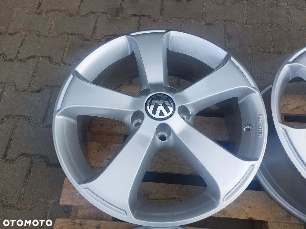 VW GOLF VI FELGI ALUMINIOWE R17 6.5J ET39 5X112 OE 1k8071497 - 2