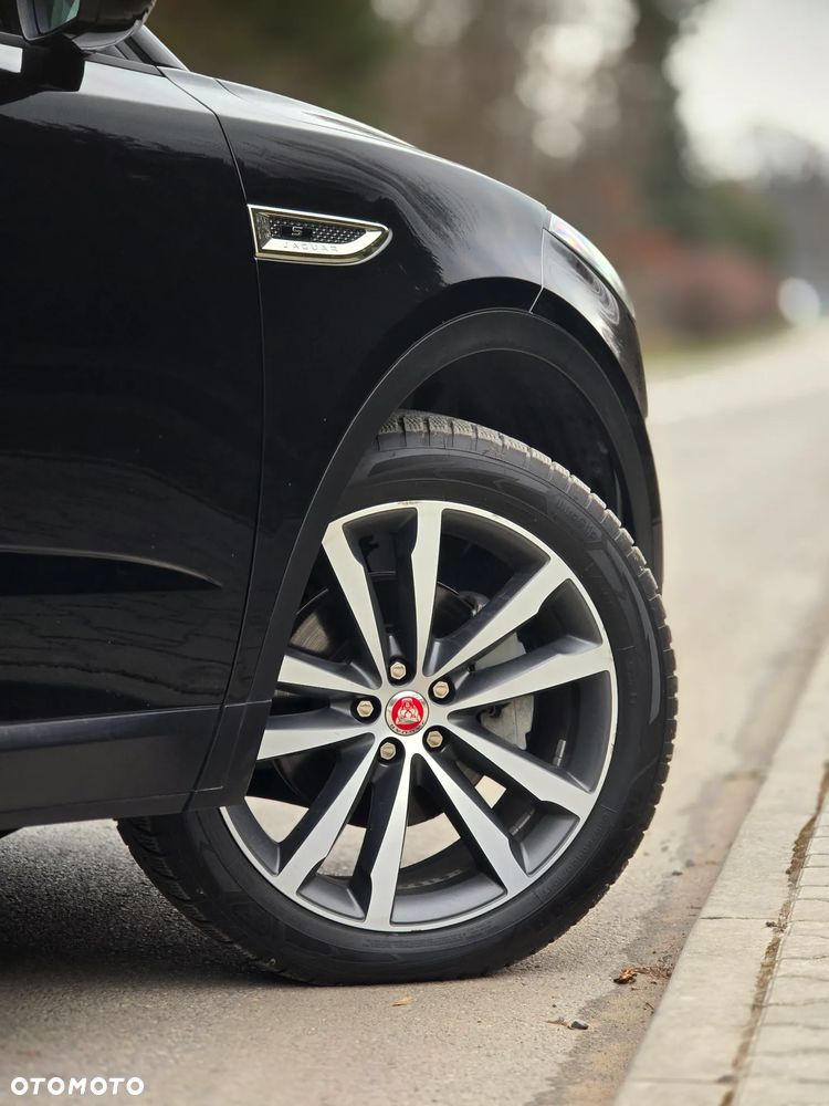 Jaguar E-Pace D150 AWD HSE - 38