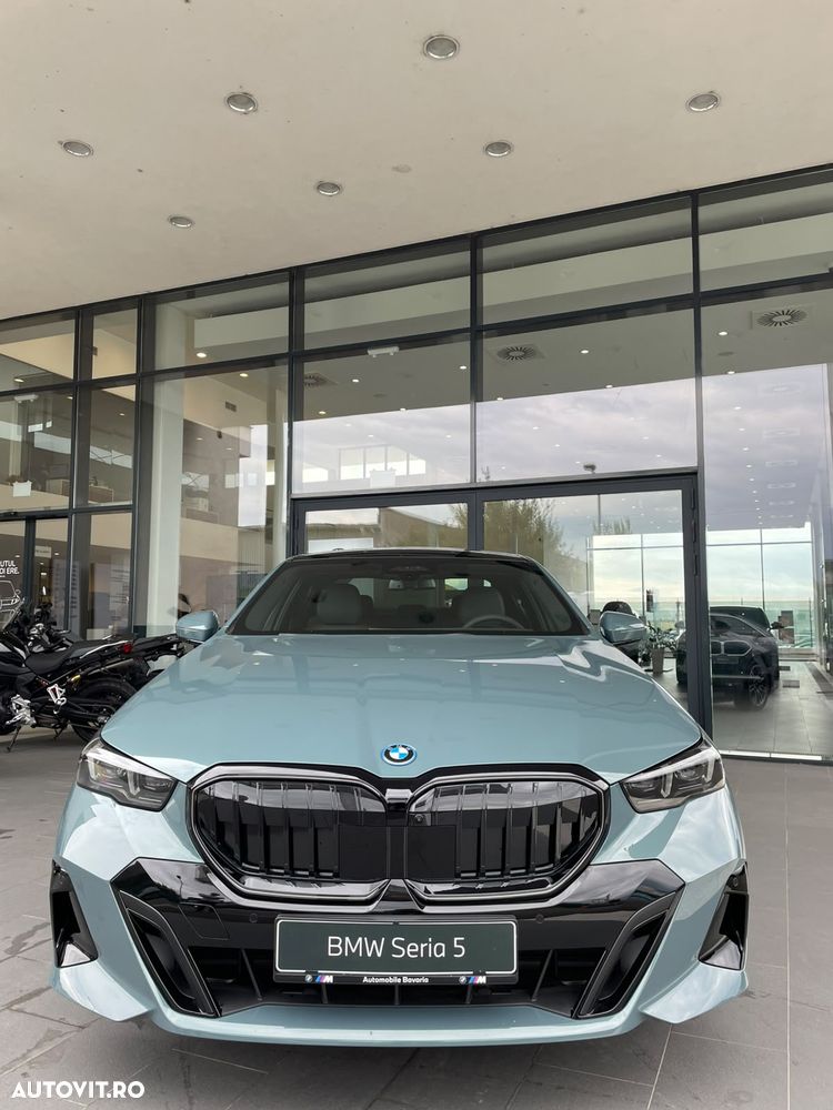 BMW Seria 5 530e xDrive Aut. - 3