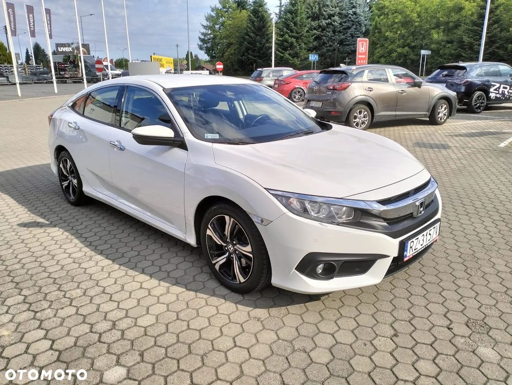 Honda Civic 1.6 i-DTEC Elegance - 1