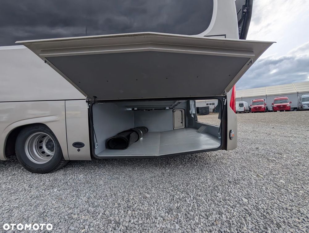 Iveco Daily 70C21 - 12