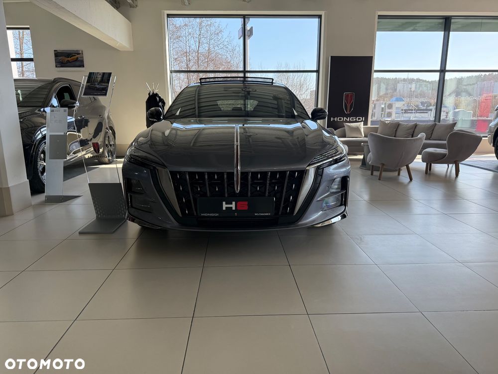 Hongqi H6 2.0T Deluxe - 2