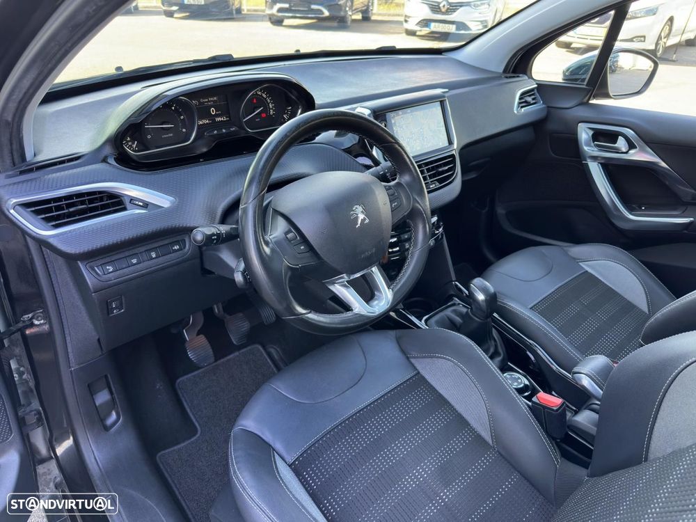 Peugeot 2008 1.6 e-HDi Allure - 27